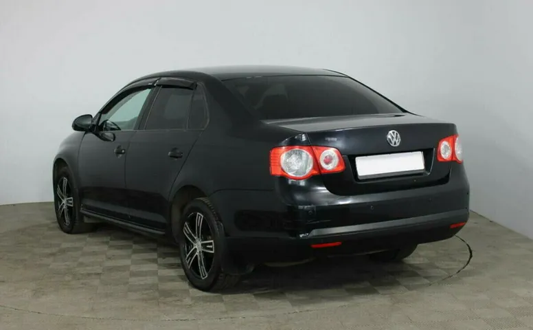 Volkswagen Jetta V