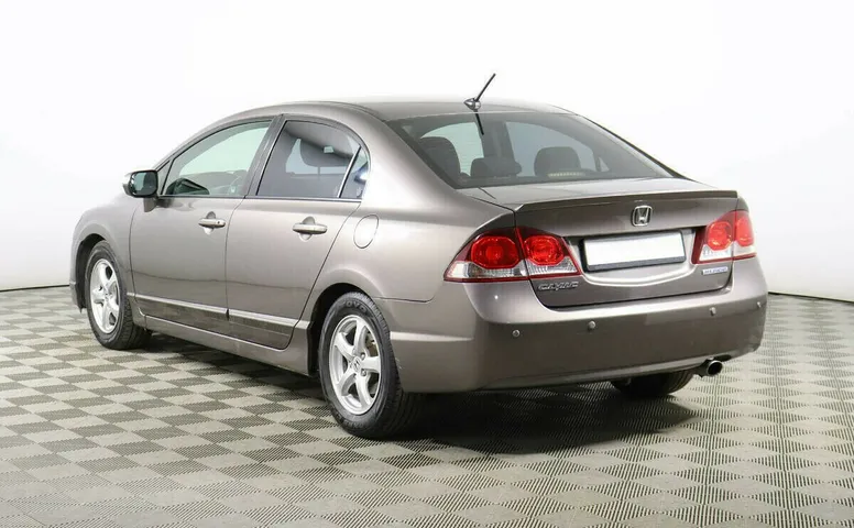 Honda Civic VIII Рестайлинг