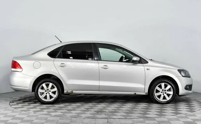 Volkswagen Polo V