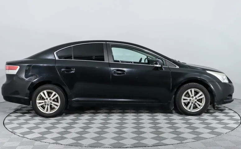 Toyota Avensis III