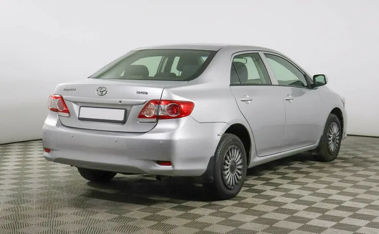 Toyota Corolla X (E140, E150) Рестайлинг