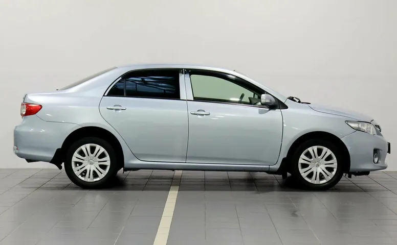 Toyota Corolla X (E140, E150) Рестайлинг