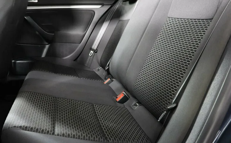 Volkswagen Jetta V