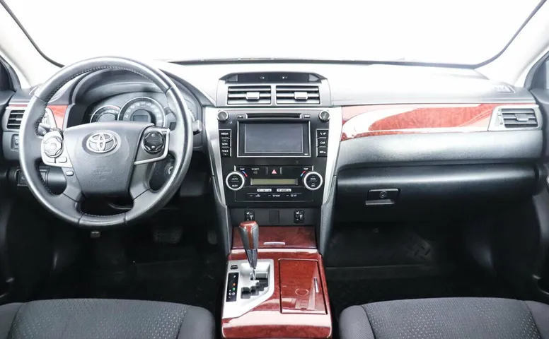 Toyota Camry VII (XV50)