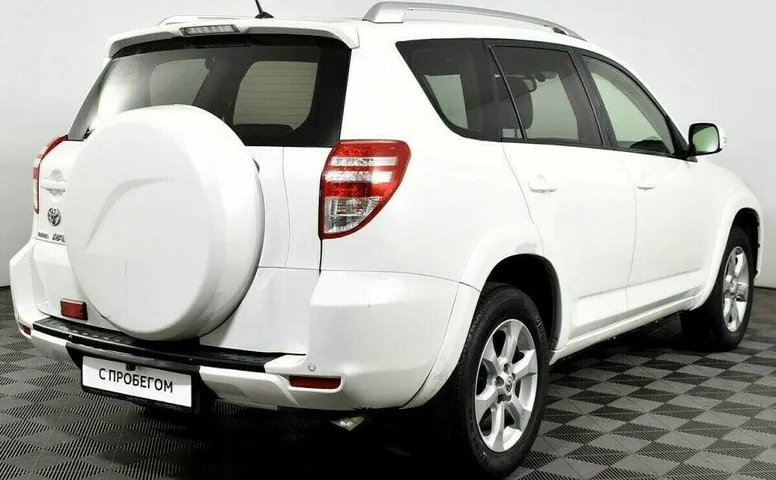 Toyota RAV4 2.4 Вариатор