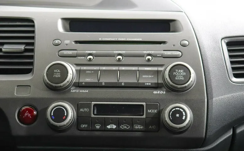 Honda Civic VIII Рестайлинг