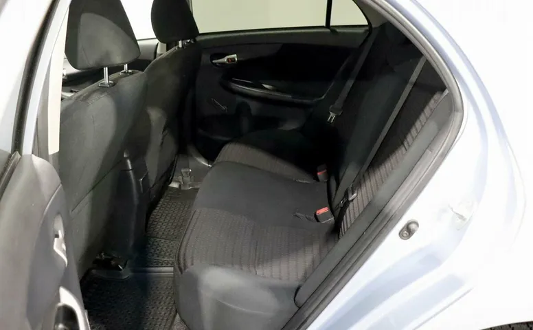 Toyota Corolla X (E140, E150) Рестайлинг