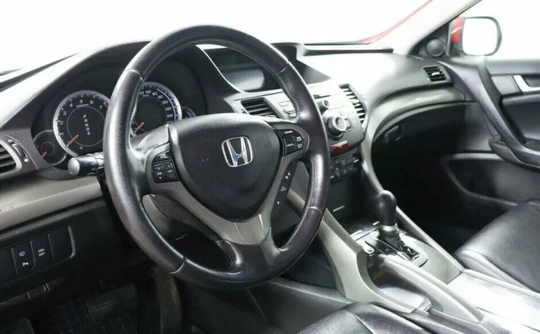 Honda Accord 2.4 Автомат