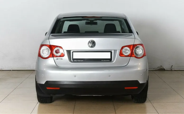 Volkswagen Jetta V