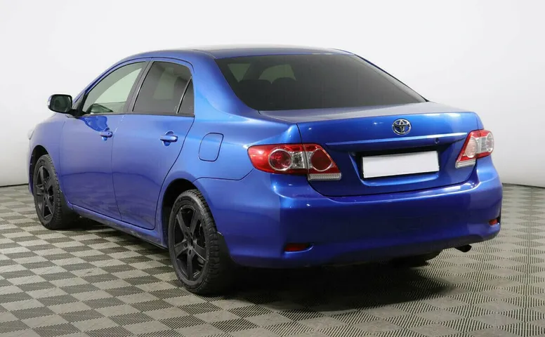 Toyota Corolla X (E140, E150) Рестайлинг