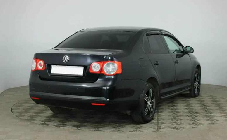 Volkswagen Jetta V