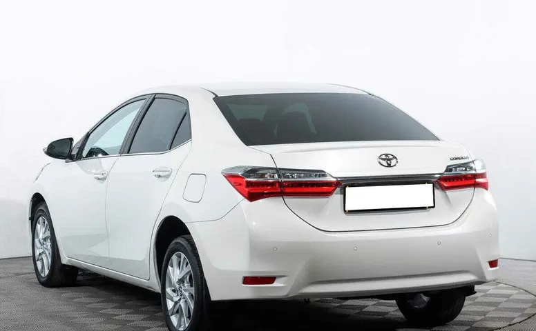 Toyota corolla cvt 2018 с пробегом 60 493 км
