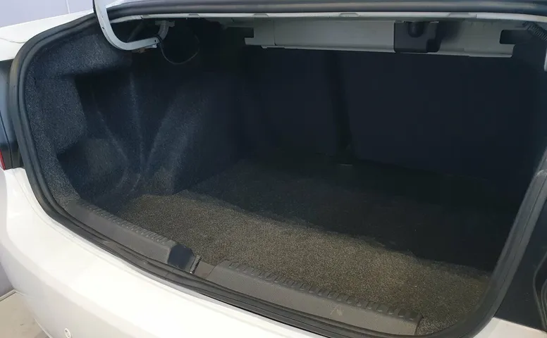 Volkswagen Polo V