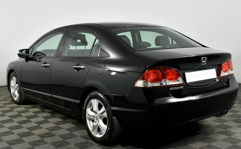 Honda Civic VIII Рестайлинг