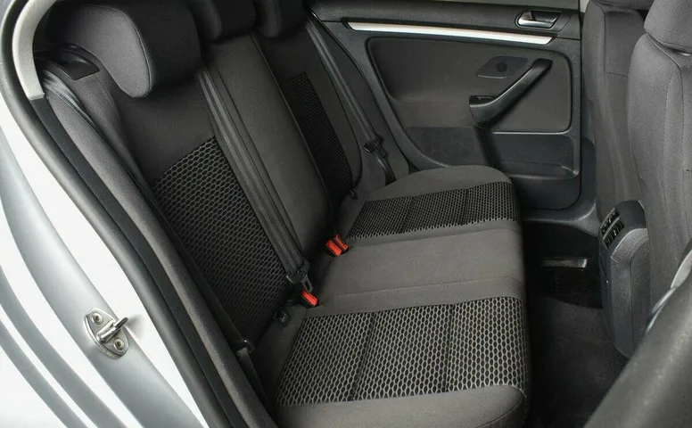 Volkswagen Jetta V