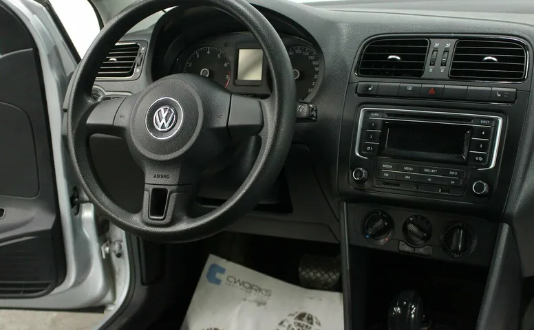 Volkswagen Polo V