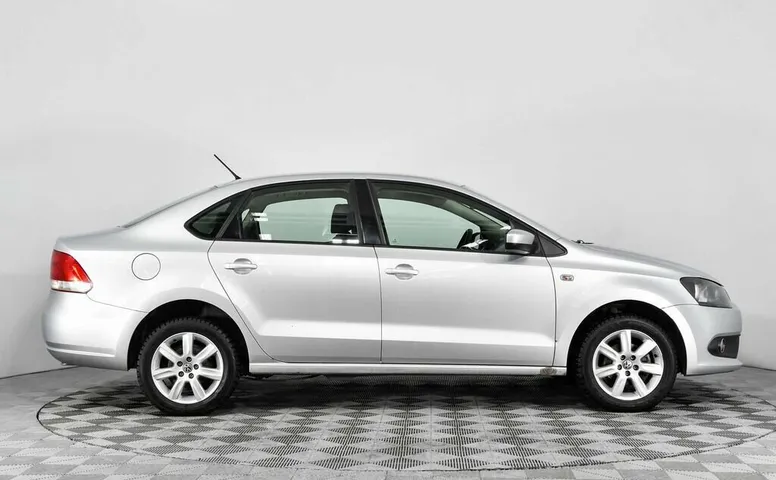 Volkswagen Polo V